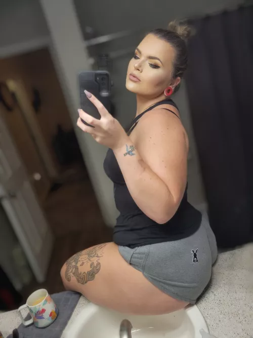 Issalifestyle. If you know you know.