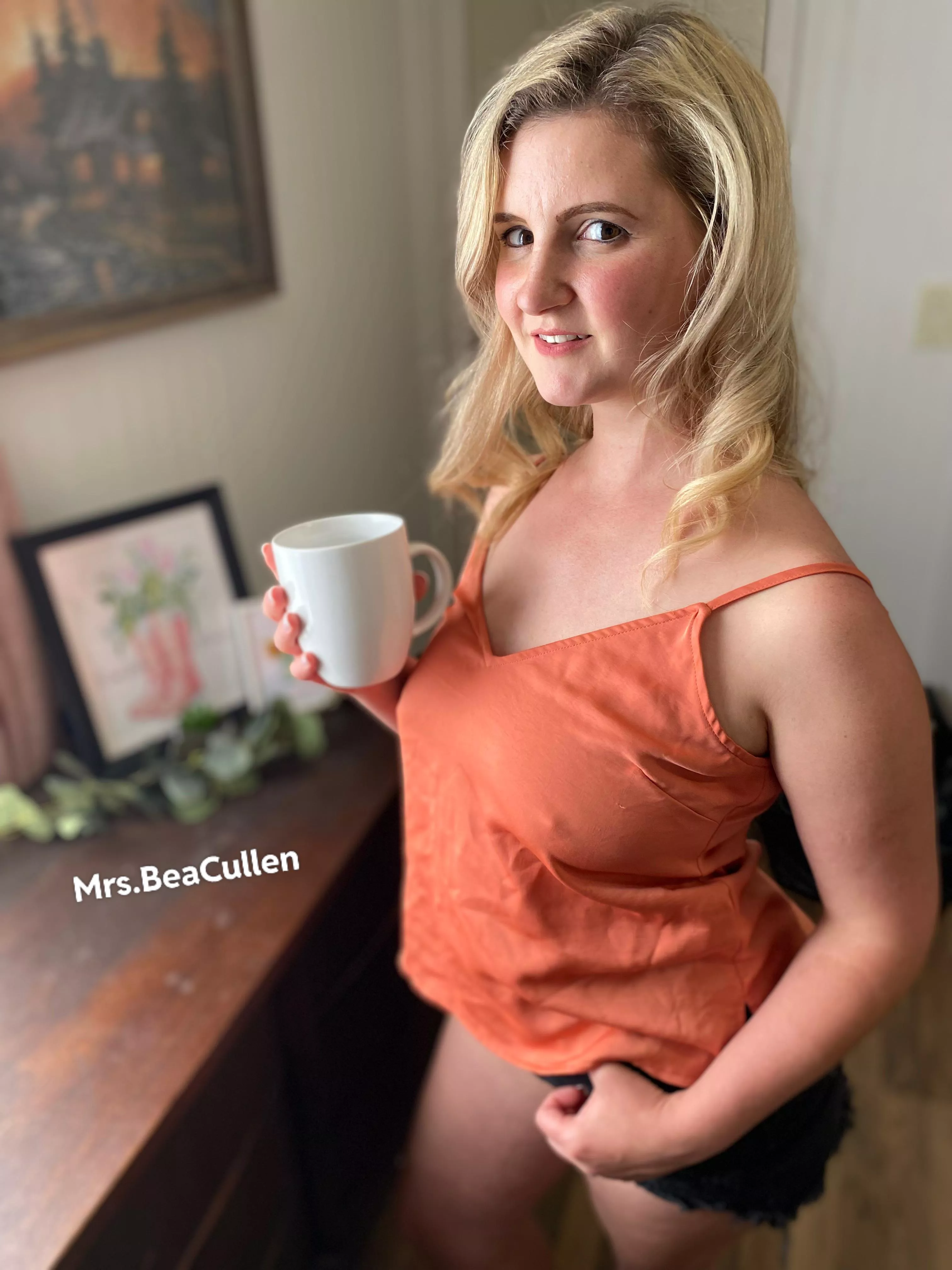 Just mildly cute this morning [f]