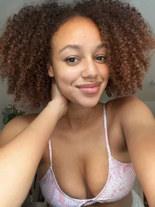 Love wearing my natural hair open sometimes F19