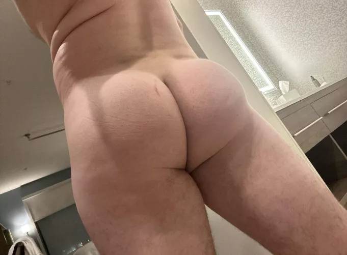 Say hi ;) dms are open