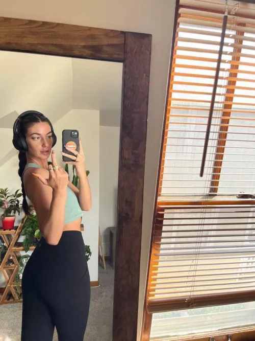 [us] [f] [Selling] my panties, ALL are Victorias Secret. Price includes 24-hour wear and shipping. Chat me to see all the options and hear about add-ons 😚