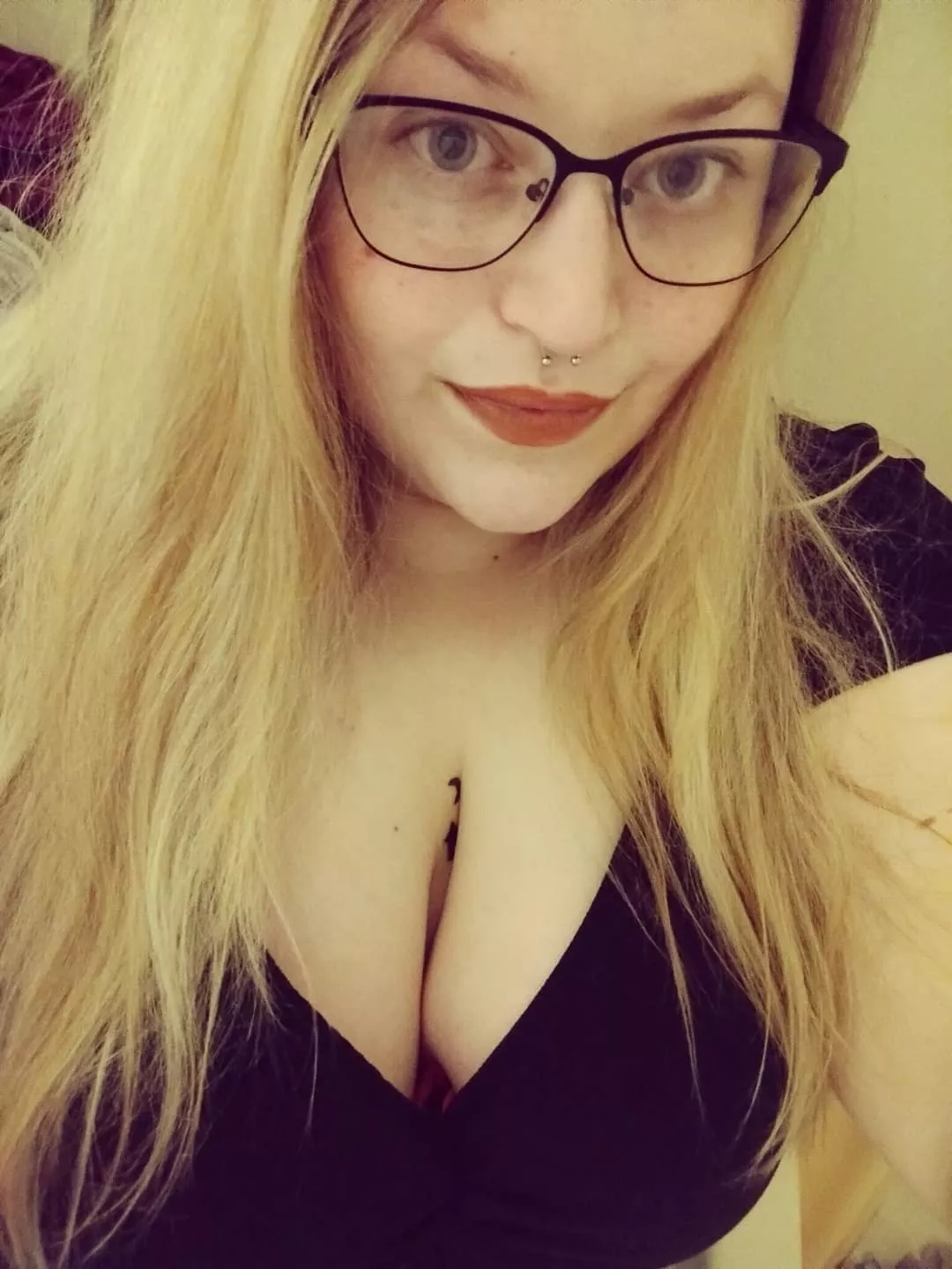 What would you want to do on our first date? 🥰