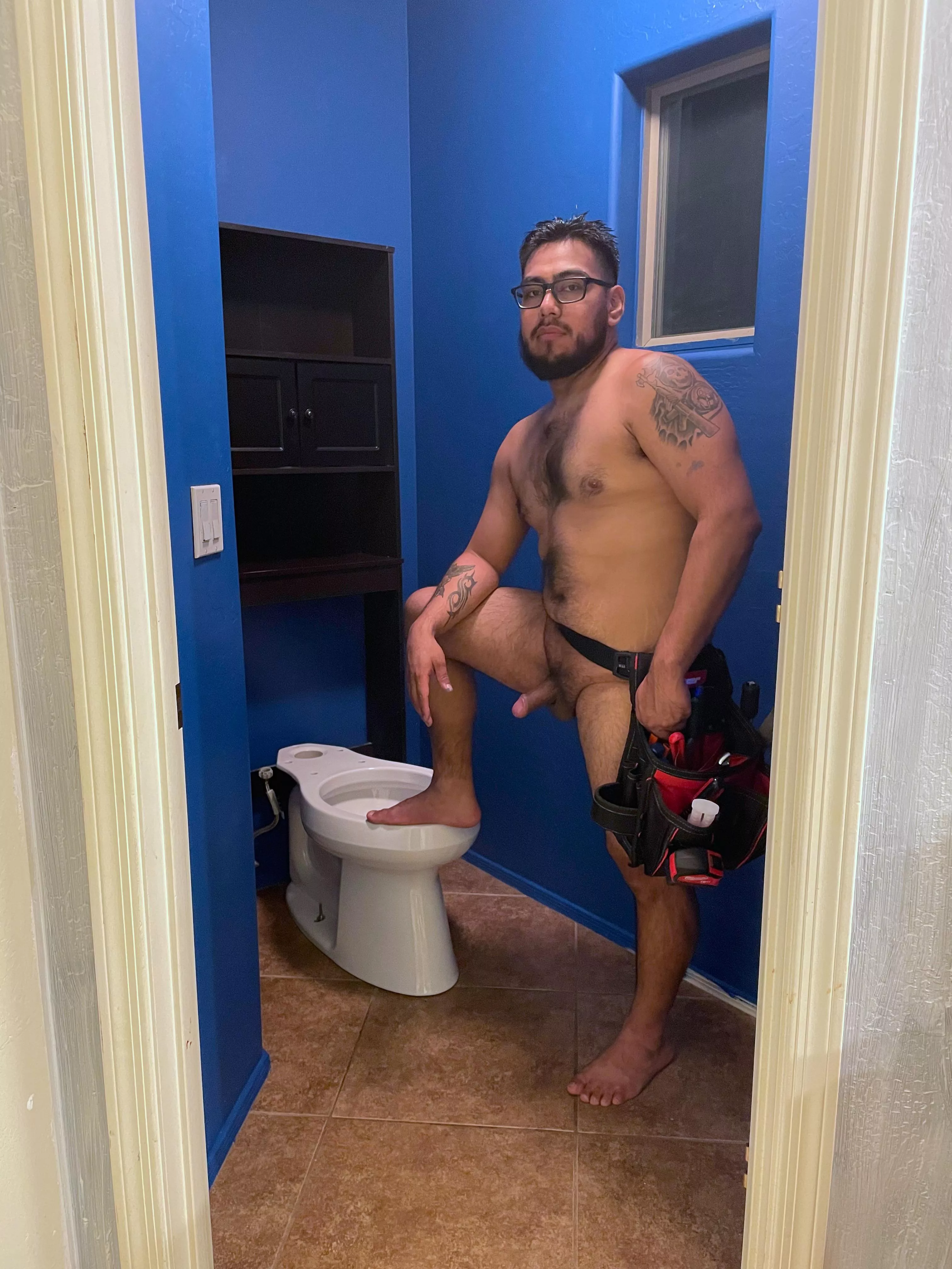 Would you let me finish working or interrupt me?😘