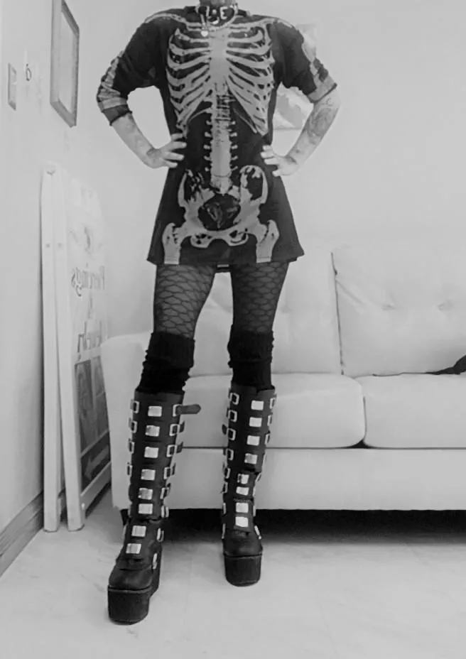 Badass boots& a tattooed femme