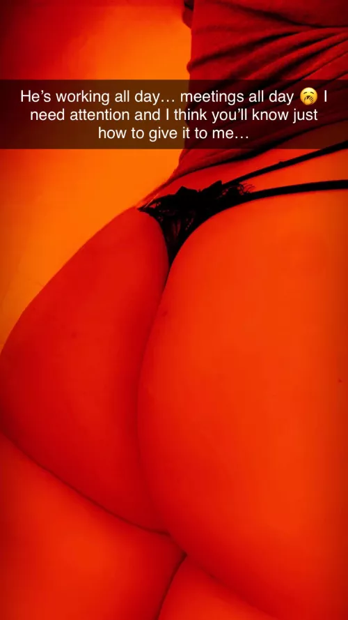 Being a cheating slut wife makes me so horny 😩 now I have my eyes set on married men too 🤫