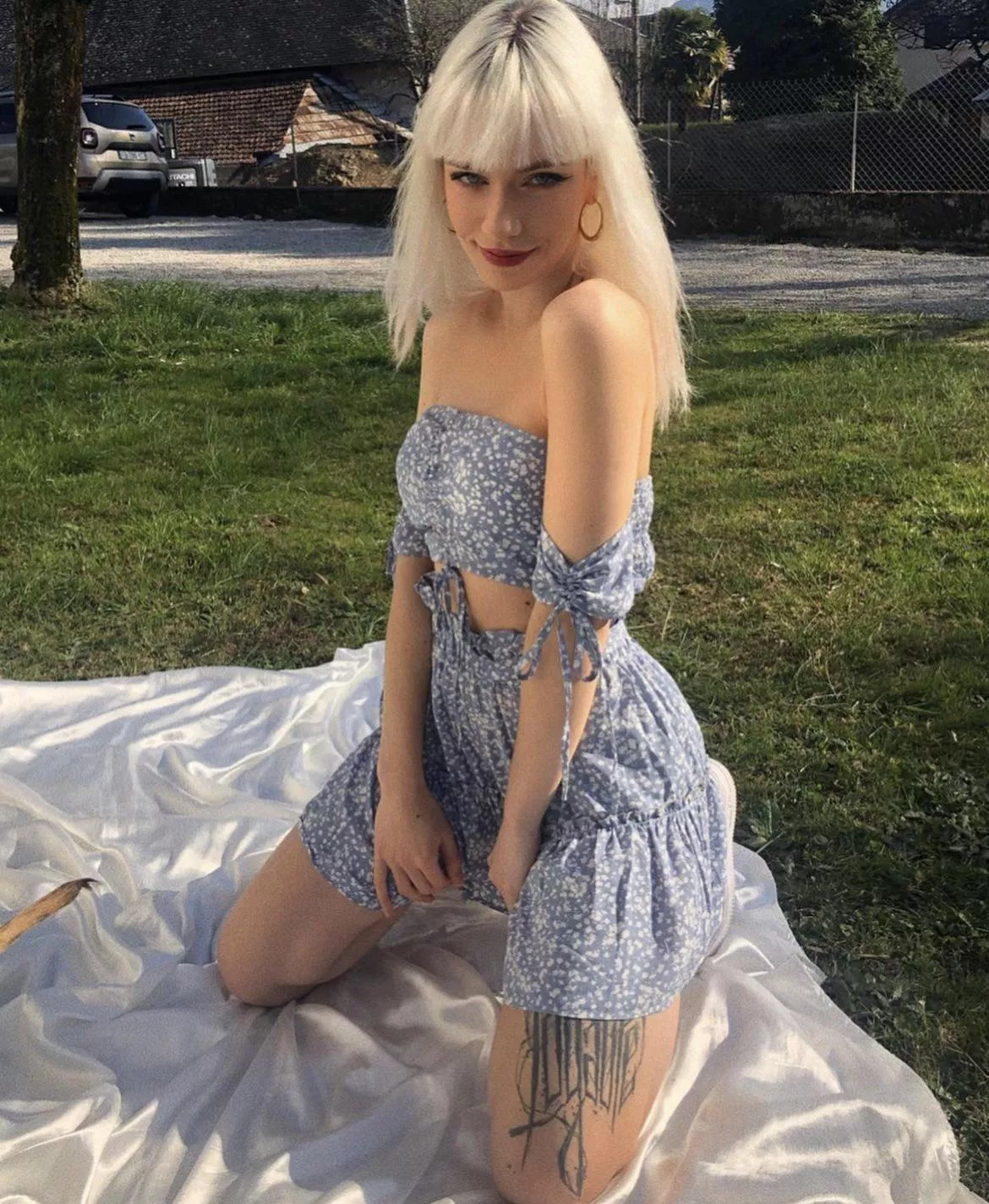 Do you like blonde teen ?