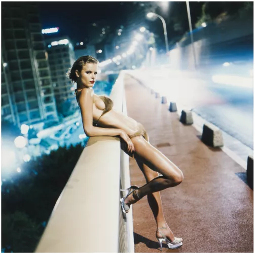 Eva Herzigova (1997)