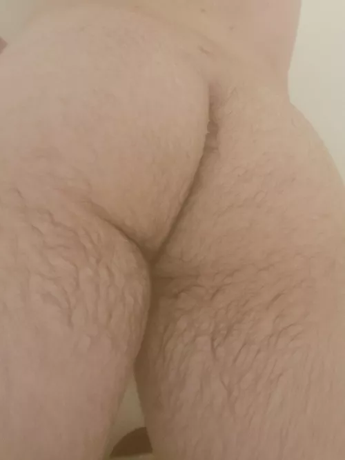 Hairy crack anyone? I'll spread it if y'all like it.