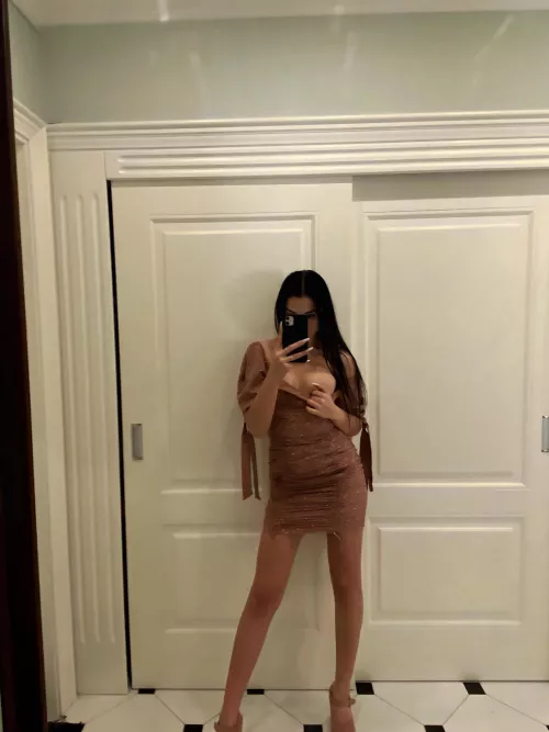 I like to do my office work naked