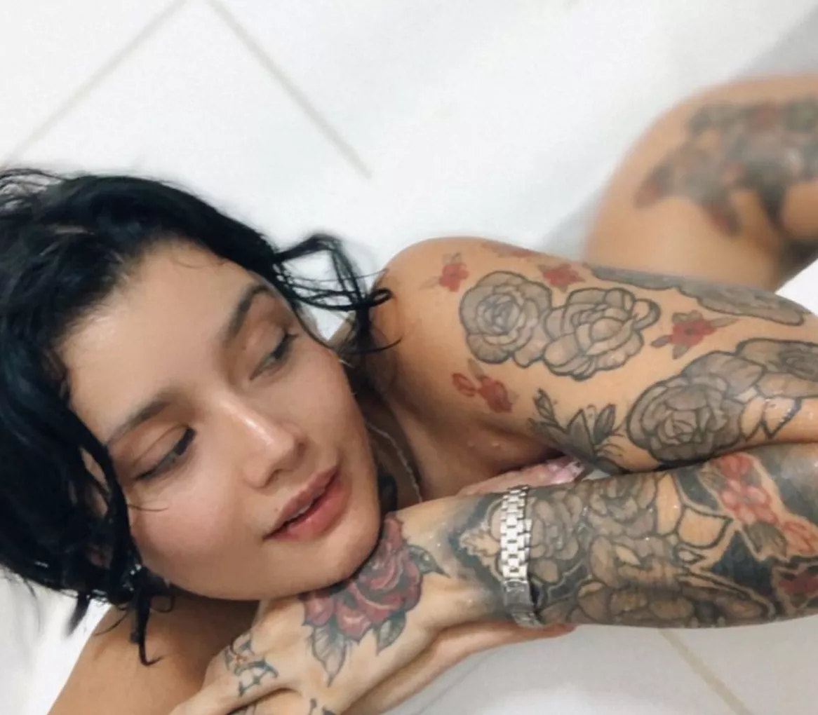 I'm feeling lonely right now, keep me company?