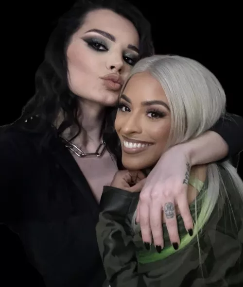 Saraya & Zelina Vega