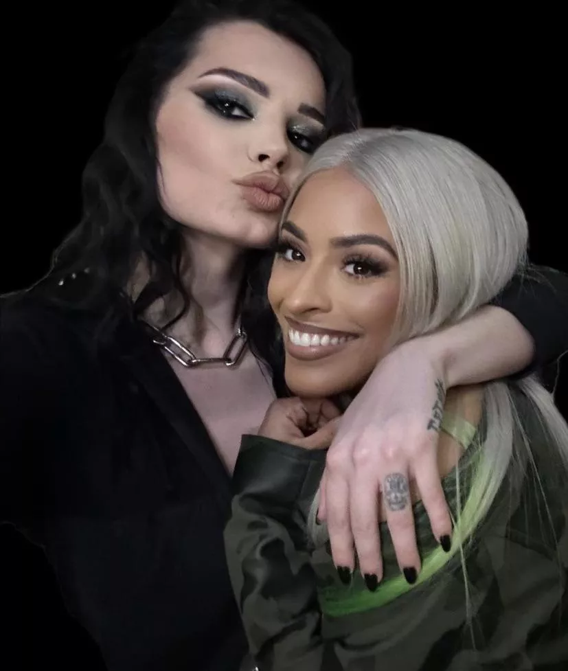 Saraya & Zelina Vega