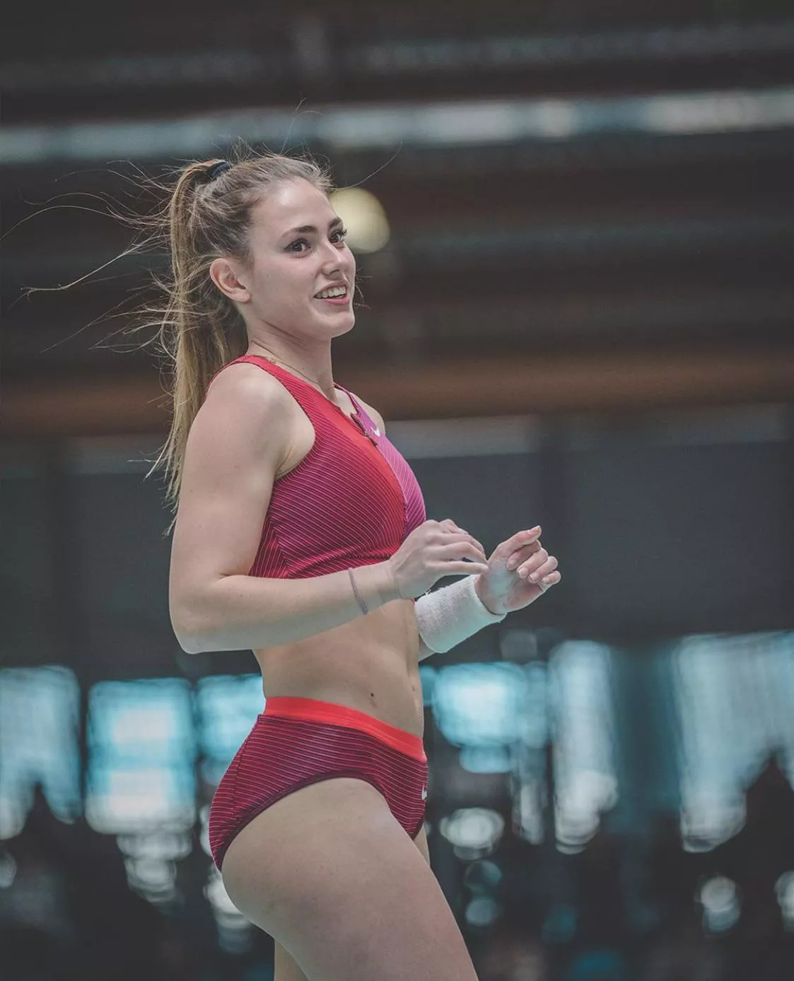 Spanish pole vaulter, Clara Fernandez