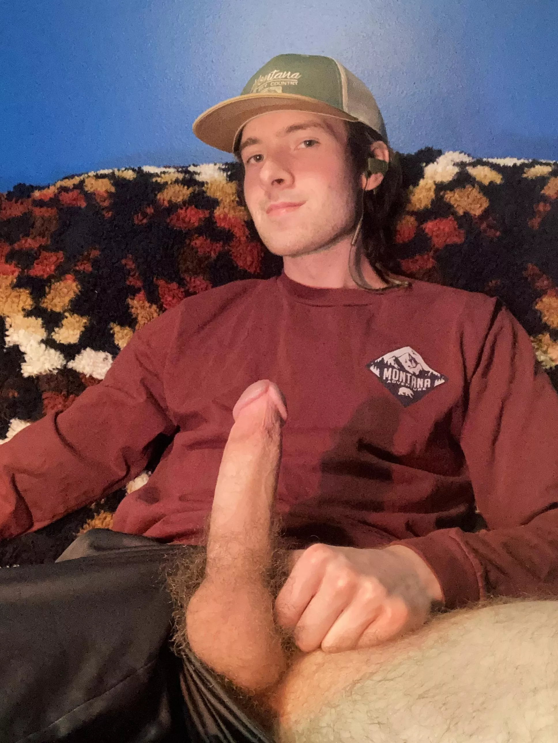 The shorts couldn’t contain it 😅🥵