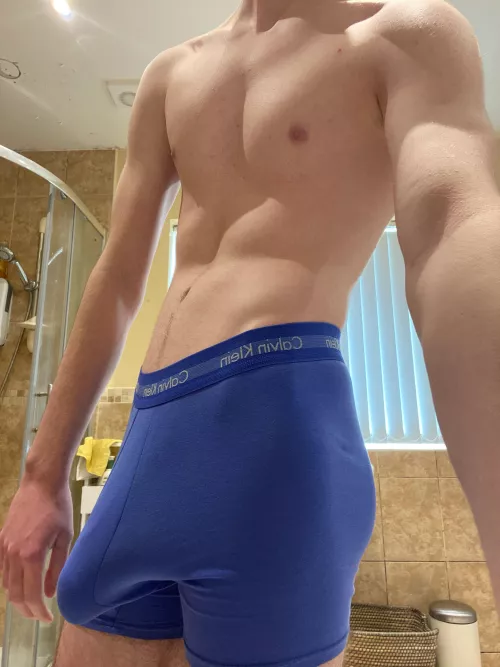 19 m college guy, fit guys hmu underwear++ bulge ++