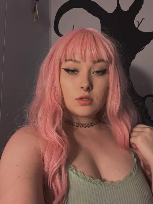 Can you guess what naughty things I like to do?