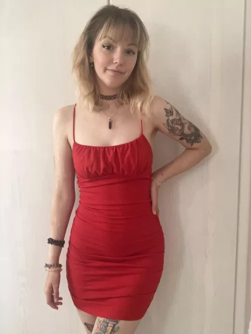 (F) All dressed up and nowhere to go 😘