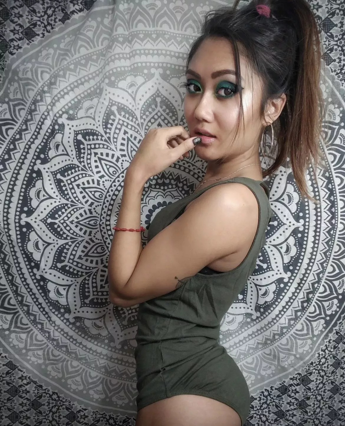 Filipina x Spaniard x French