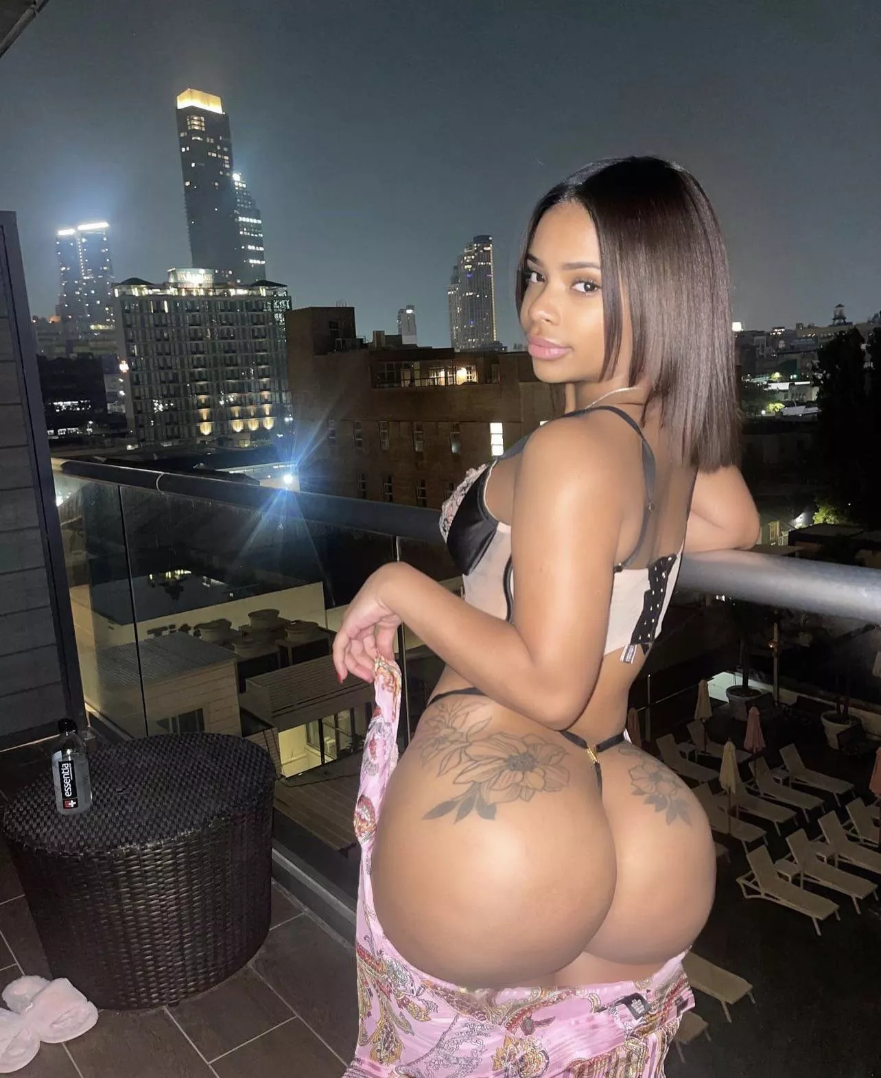 I love those petite bolts too