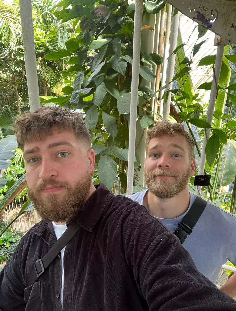 Plant gays 🪴
