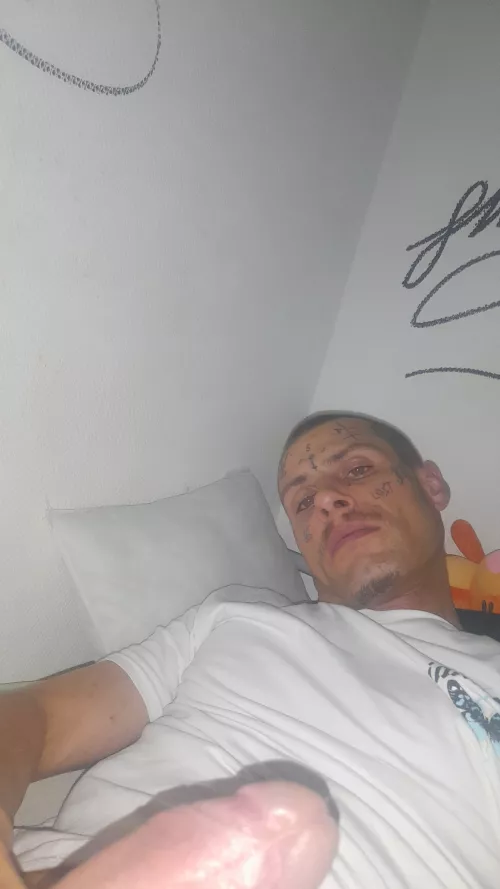 Retweet me make me famous