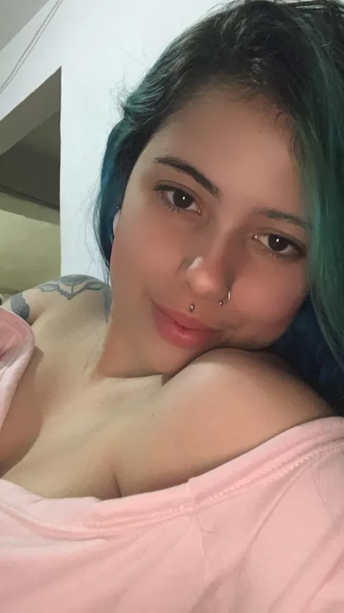 the only thing missing is your face between my boobs