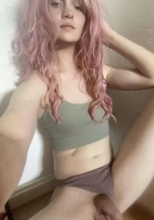 Would u suck a 19 y/o off? 😇💕Please 👉👈🥺