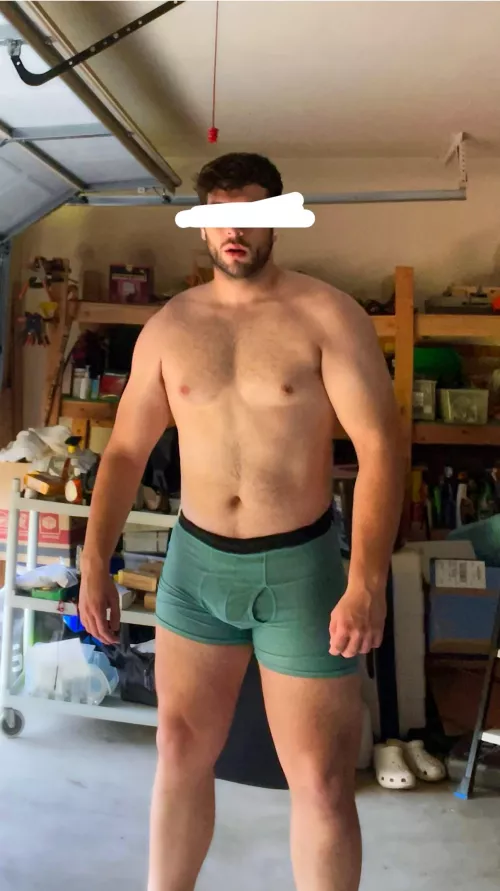 [24] nothing like being drenched from sweat after a mid-day workout