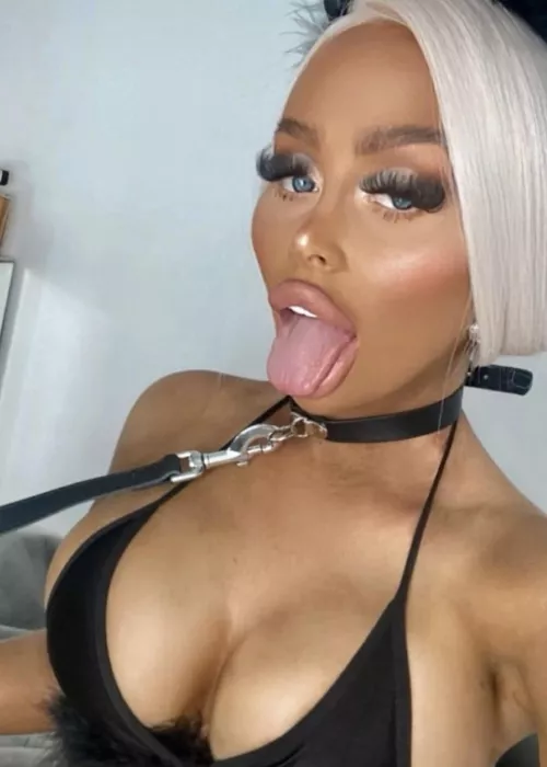 A night with her looks fun