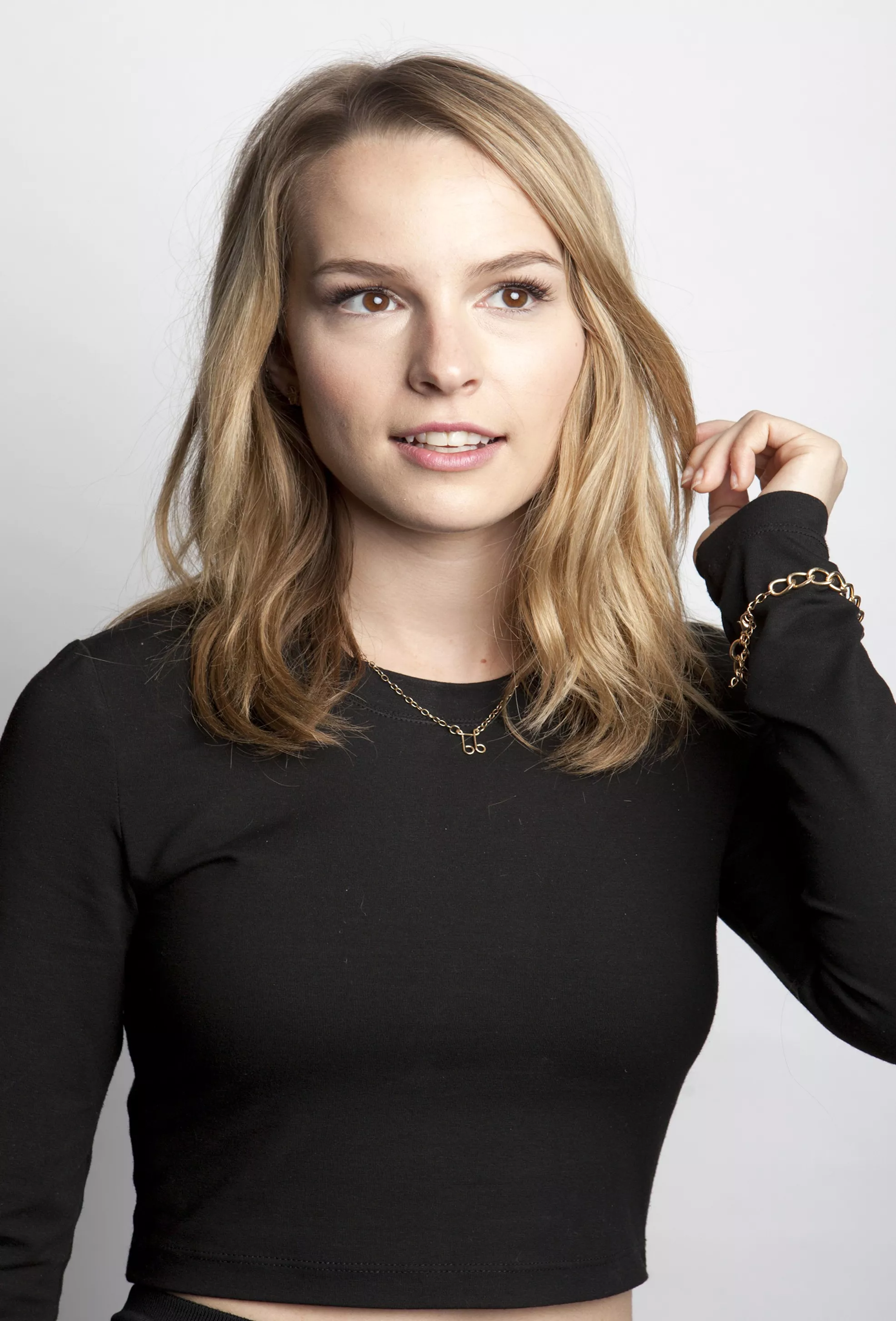 Bridgit Mendler