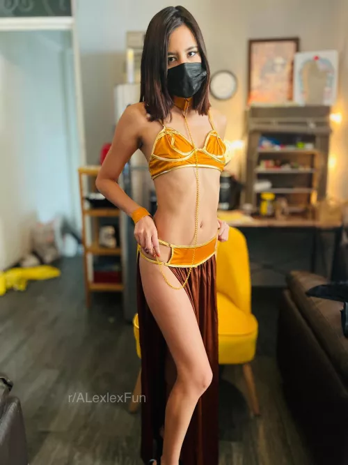 Can I be your petite princess? Yes or fuck yes?