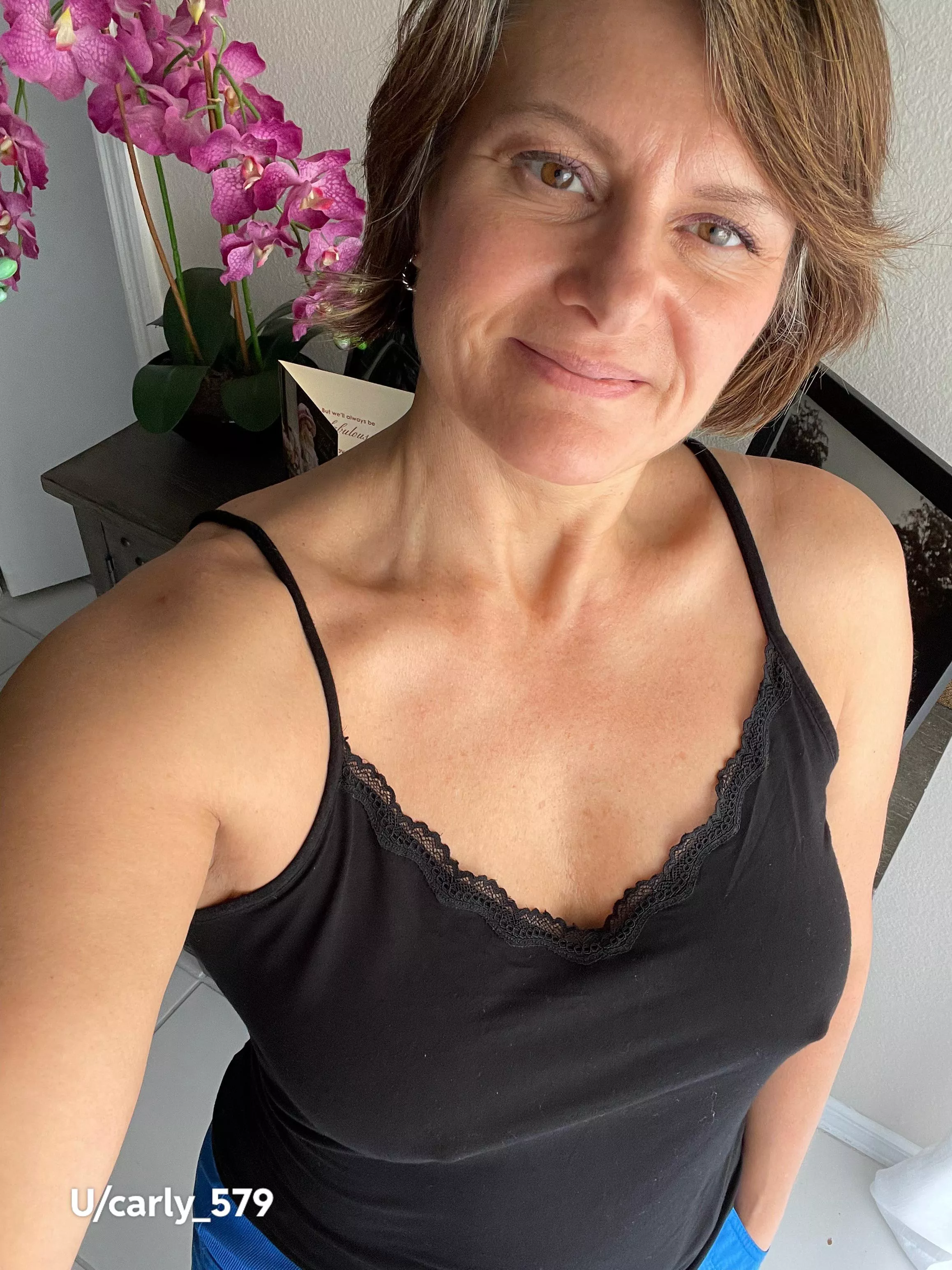 Decided I needed to change before going out tonight. Much more comfy!