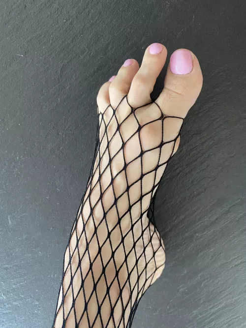 Do you like my sexy curve on the foot
