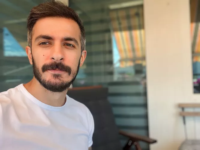 I just turned 32. 🎂 🥳