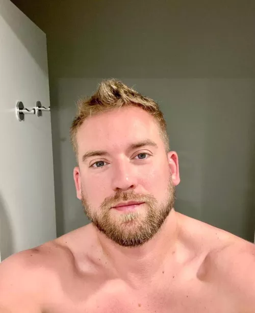 I stay at the top of a shelf 🏆