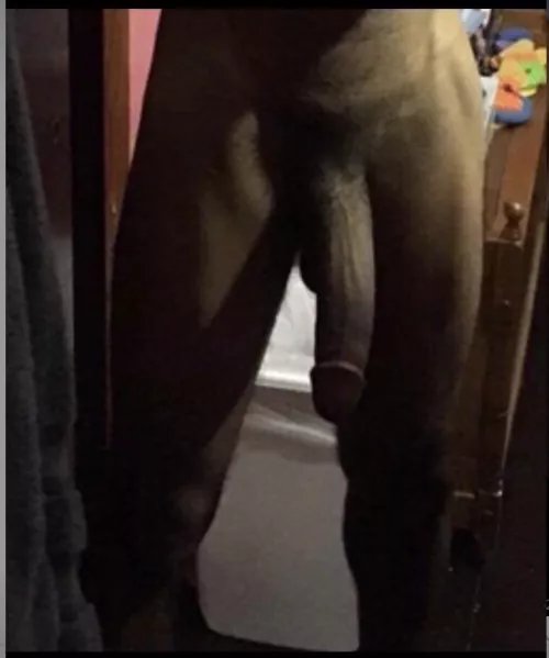 Looking for a friend 😉…🍫🍆🍆