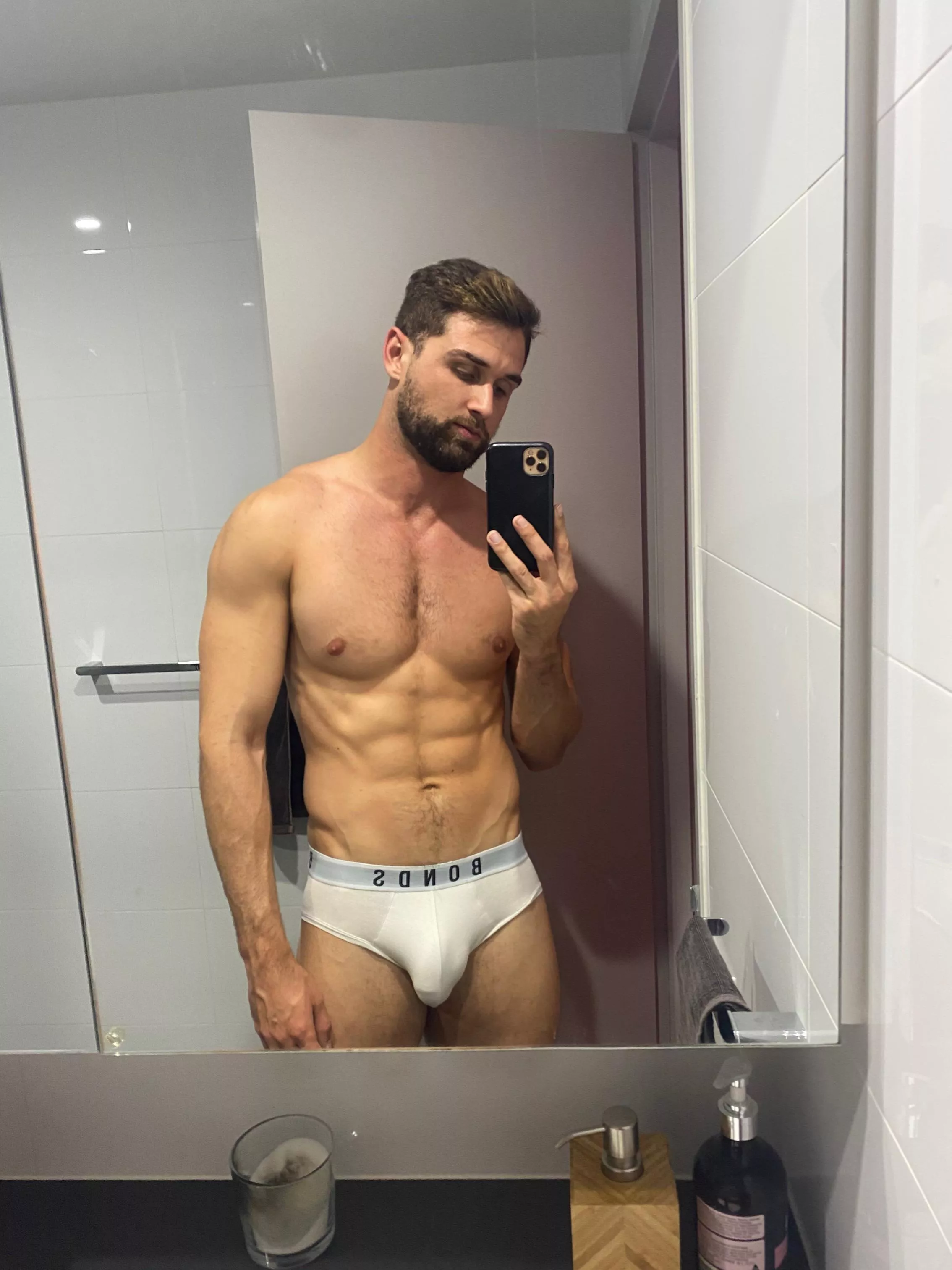 my dms are dry af, hmu ladies