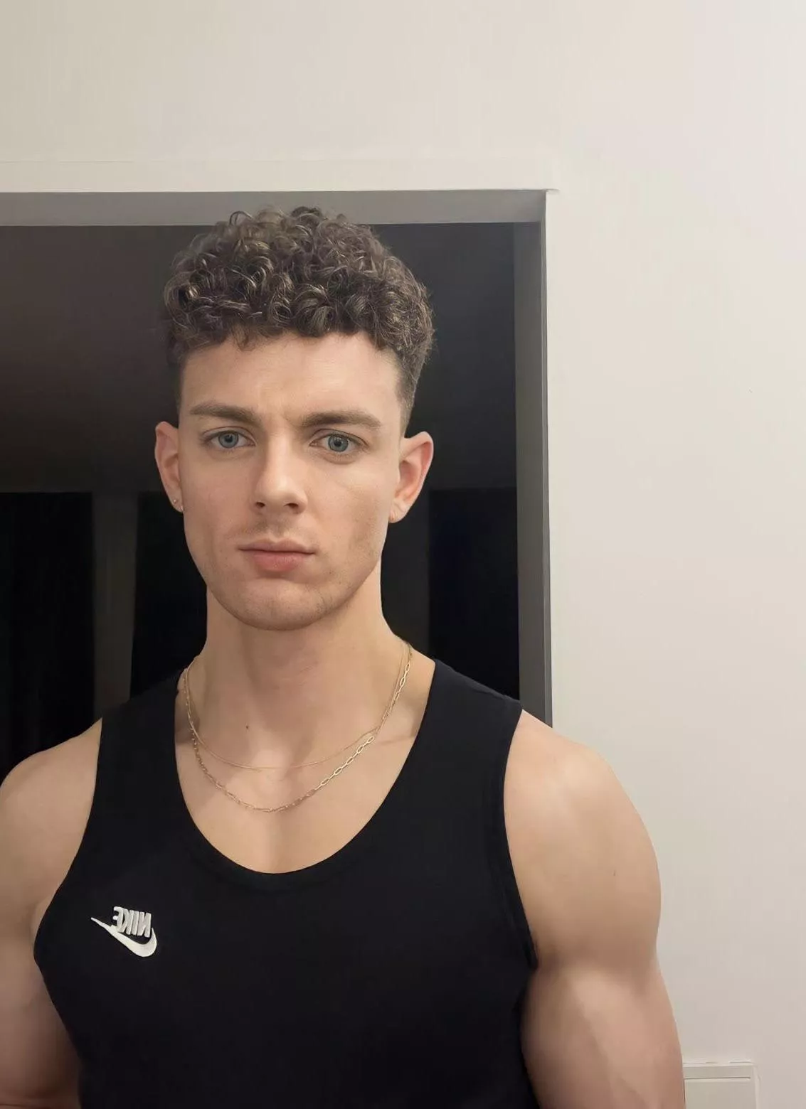 New here, 26 & live in The Netherlands