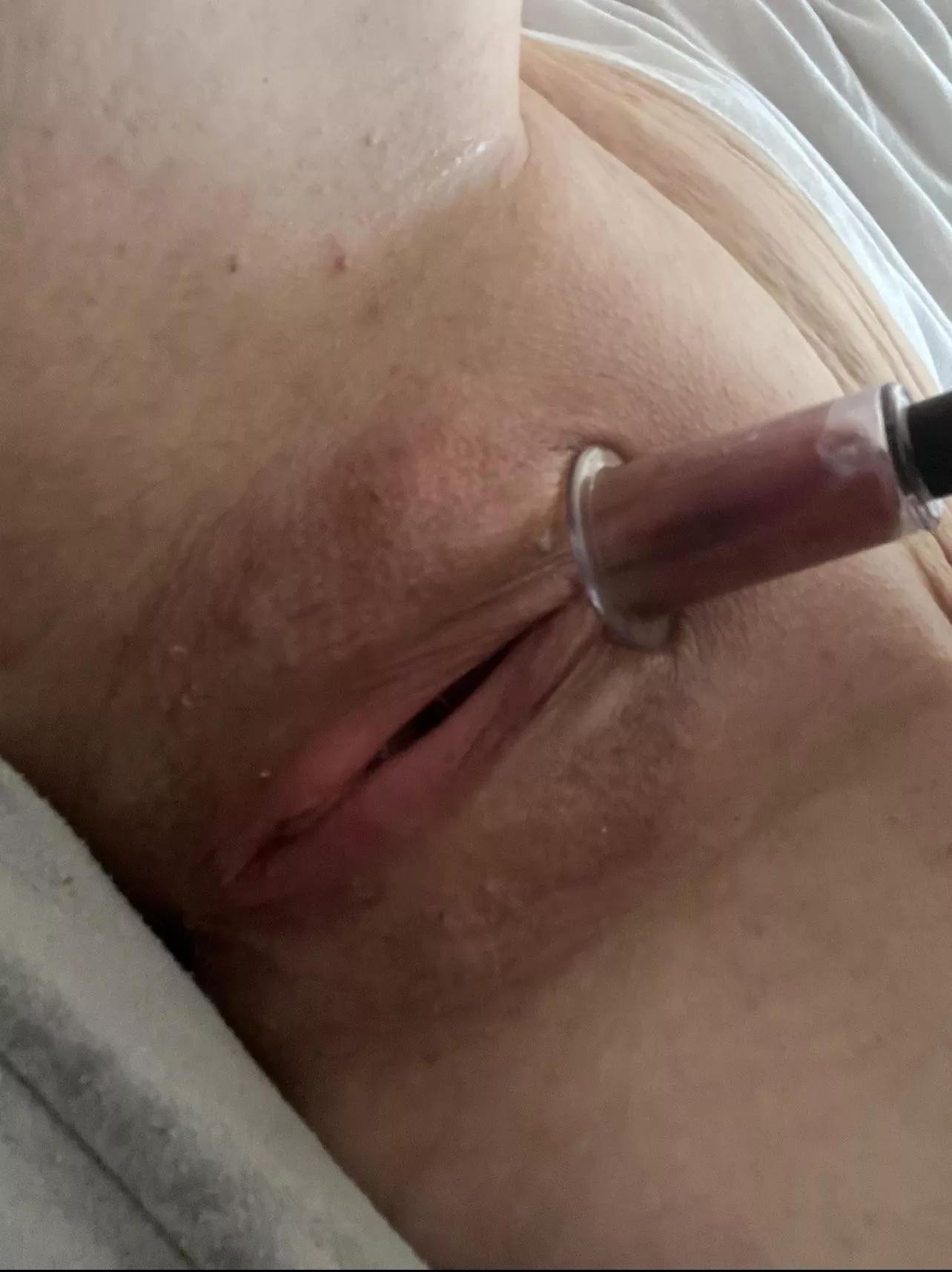 Pumped clit gaping pussy