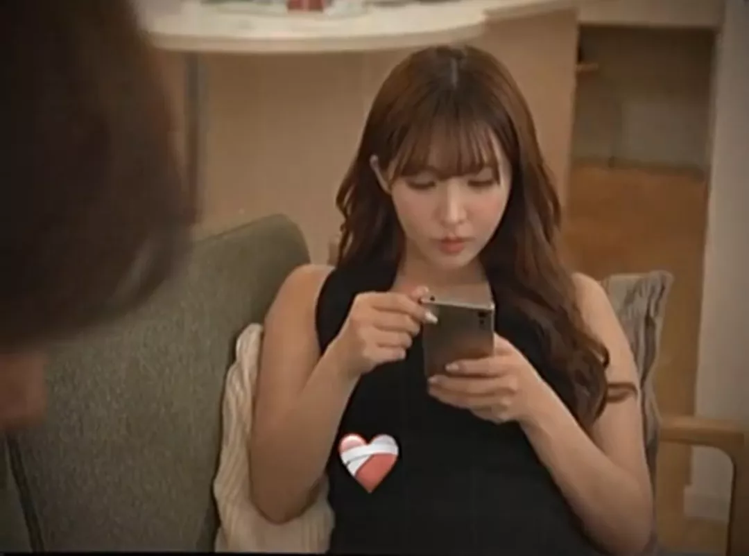 Sauces pls? Yua Mikami?