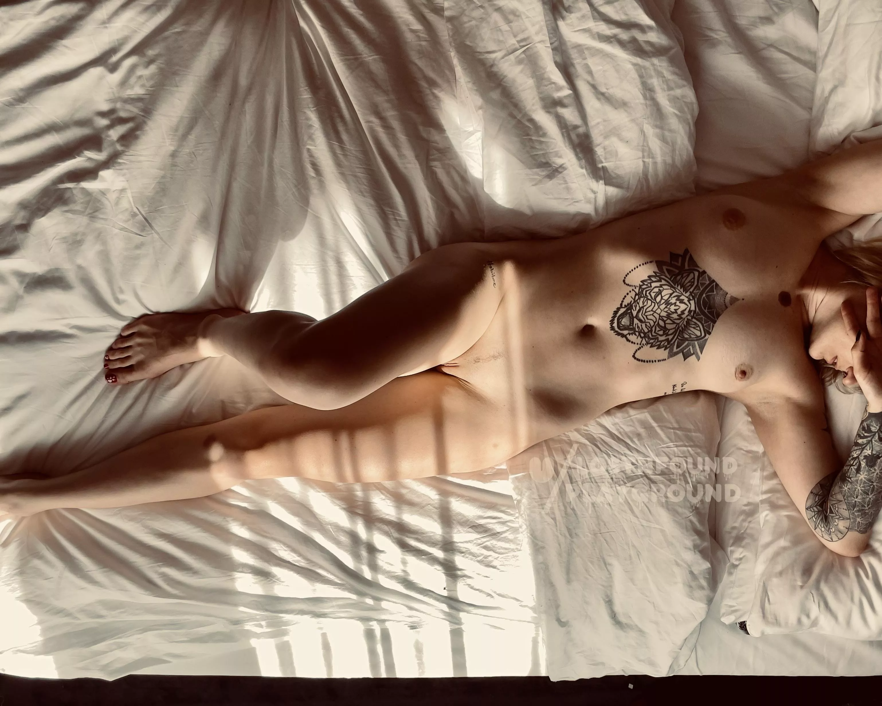 the best thing about hotels; everyday fresh sheets - happy Friday everyone :)