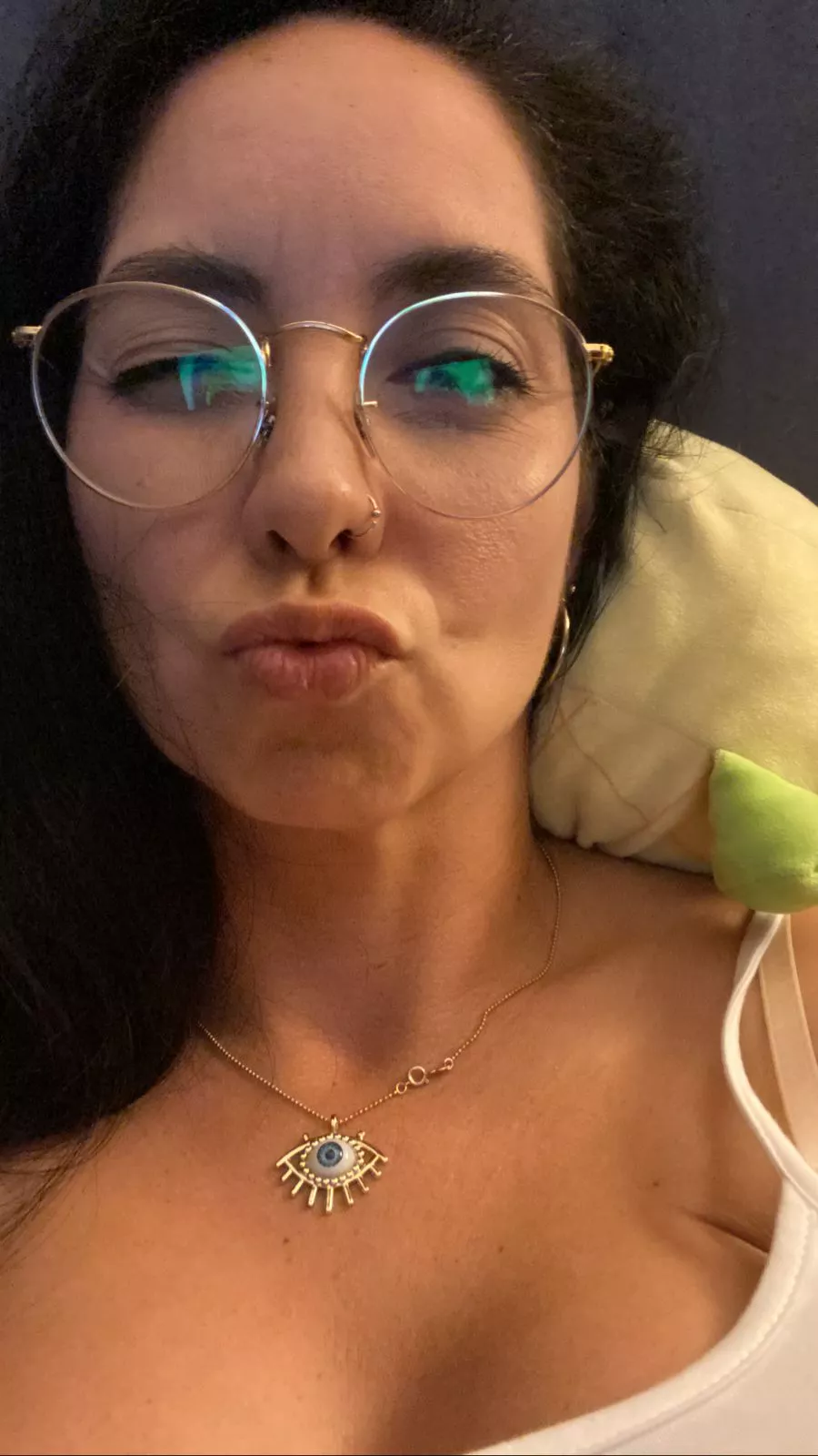 Awake too early this morning and cant get back to sleep so morning kisses for you