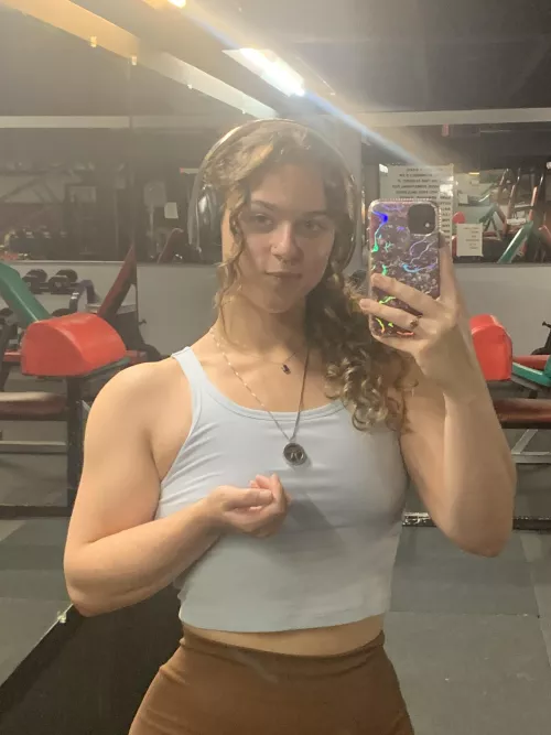 got told i should “work on my upper body more”, lol.. try recovering from mono in half the expected recovery time after bulking for a year and getting so sick you could barely move or eat for a week and a half