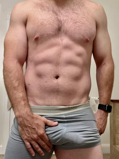 Gotta love the post workout selfie (m)