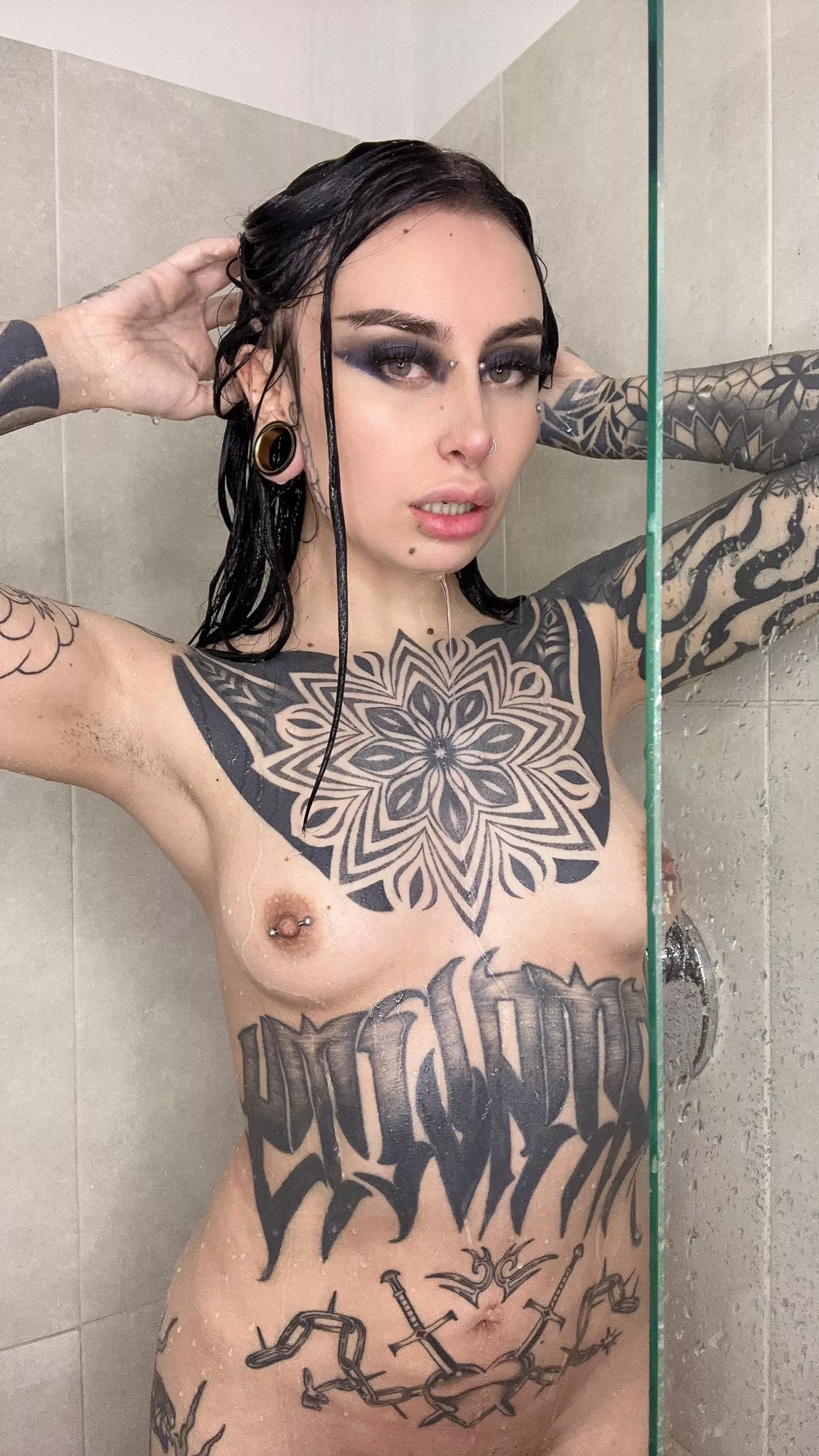 I imagine your lips are caressing my body right now