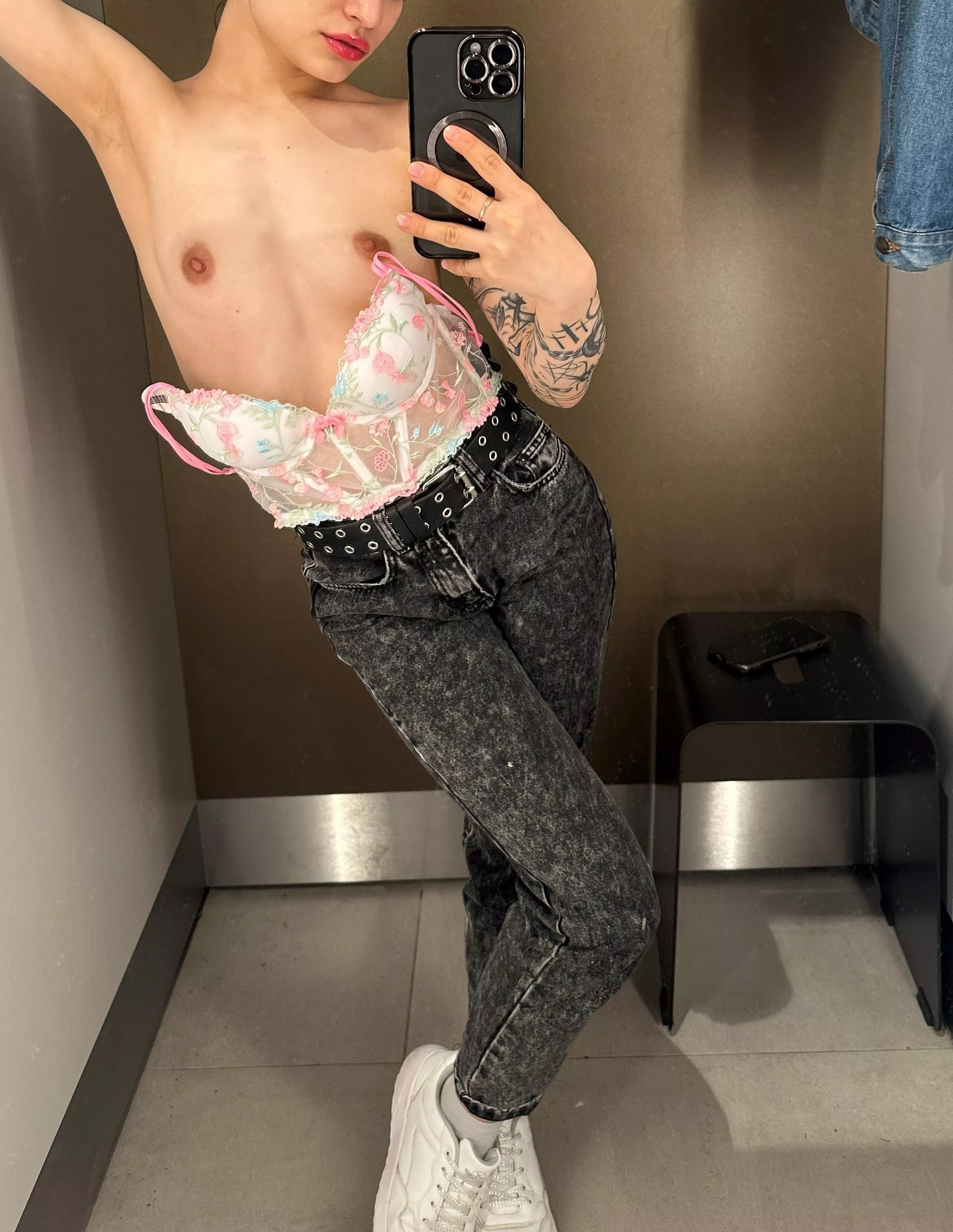 I will send you such selfies often