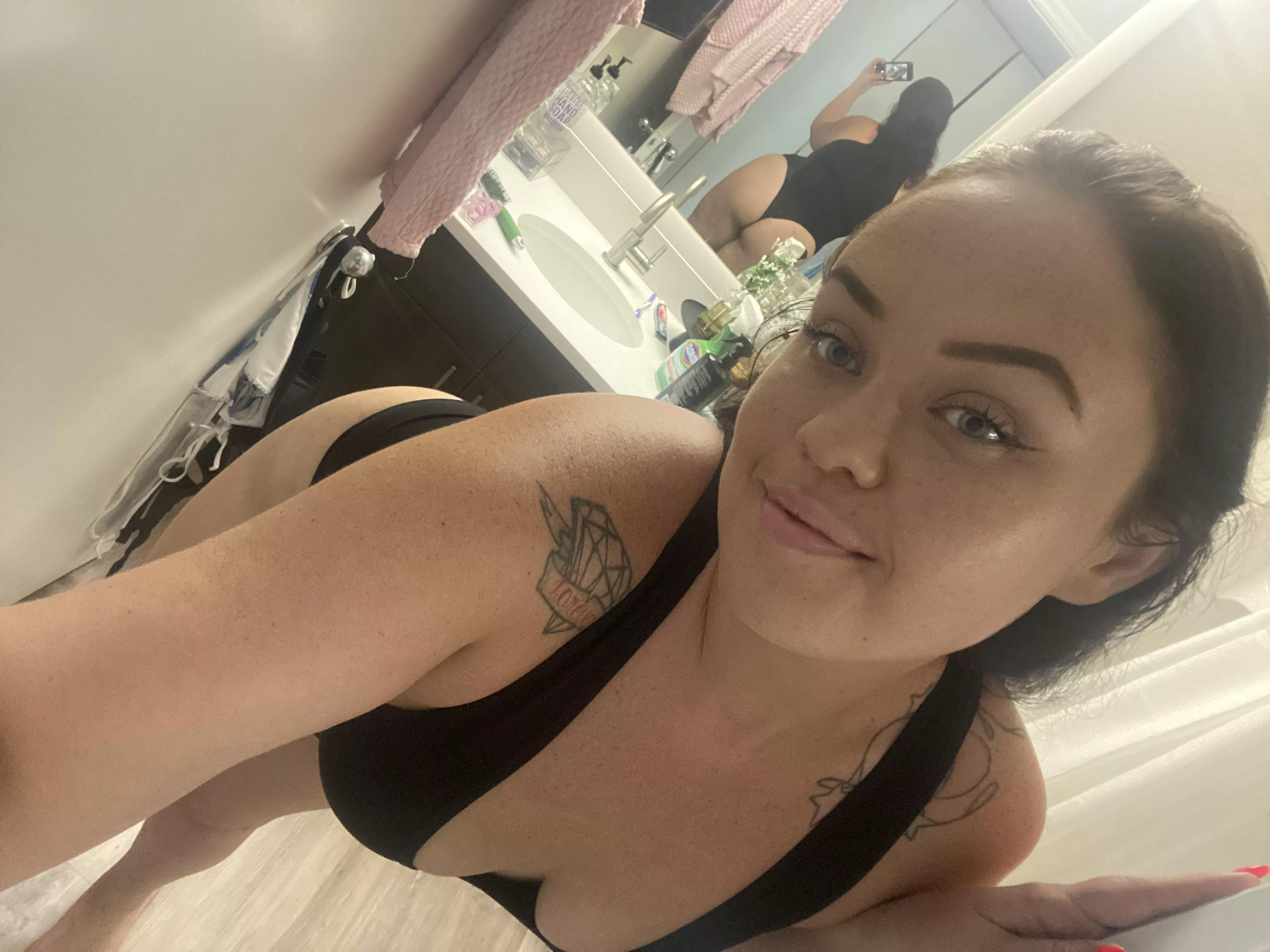 Making freckles look sexy daily