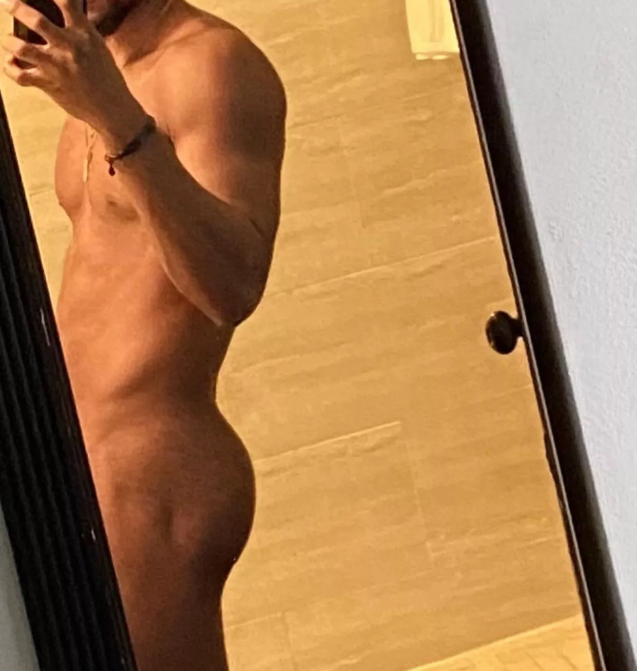 Meet me in the bathroom bro [28]