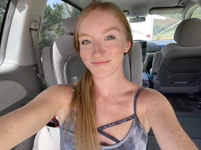 Thought my eyes looked pretty:)