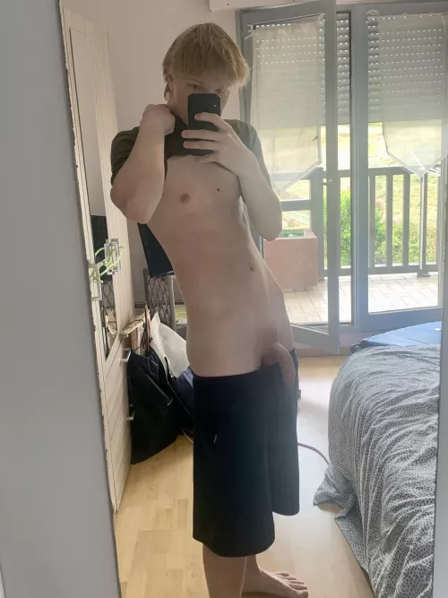 18, can someone get me hard pls